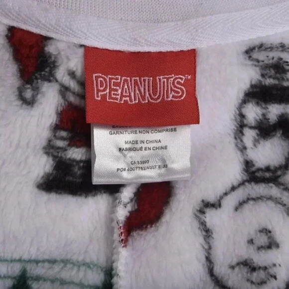 Peanuts Snoopy Christmas Pajamas Holiday White Onesie Kids Size  Small - Picture 7 of 8